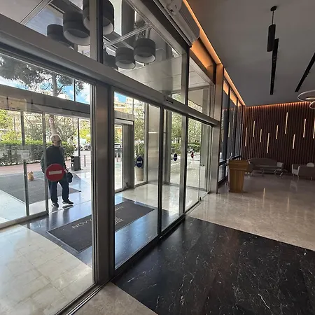 Apollo Tower Luxury Centre View Apartment